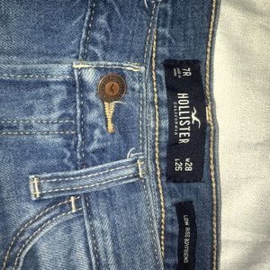 Boyfriend jeans( never worn)